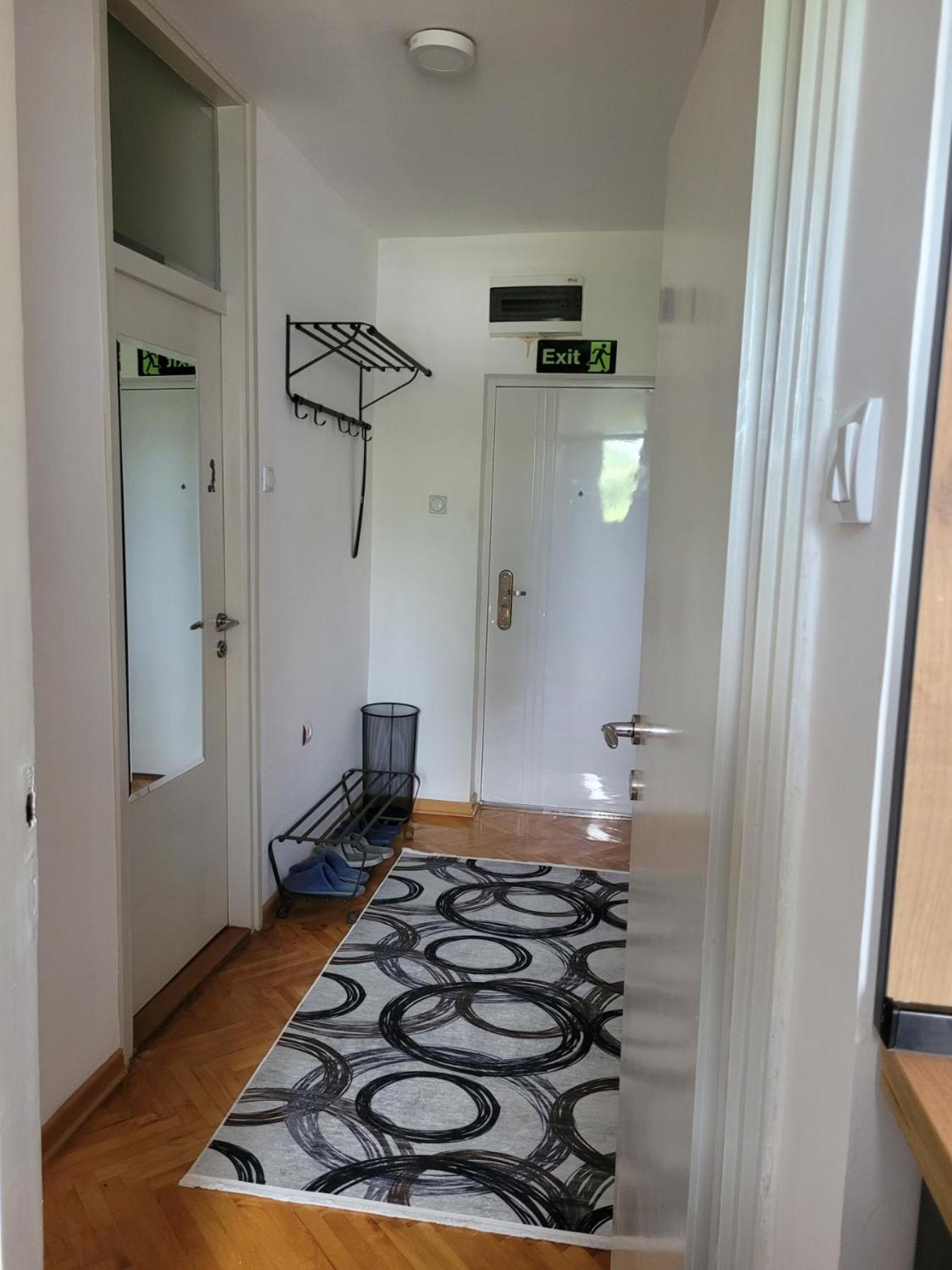 Community Park Apartment Nis Exterior photo